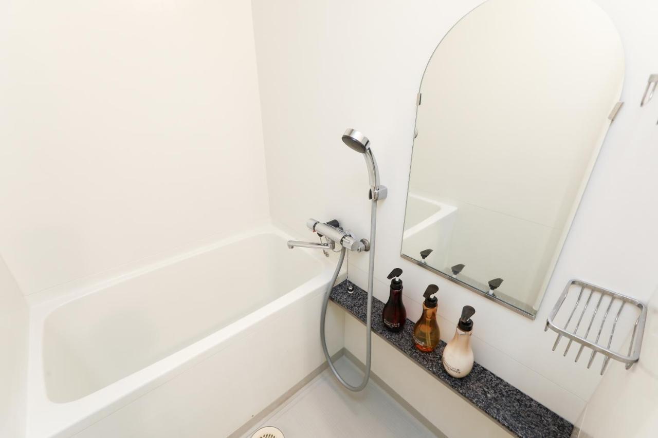 Ocean Niponichi Apartment Осака Екстериор снимка